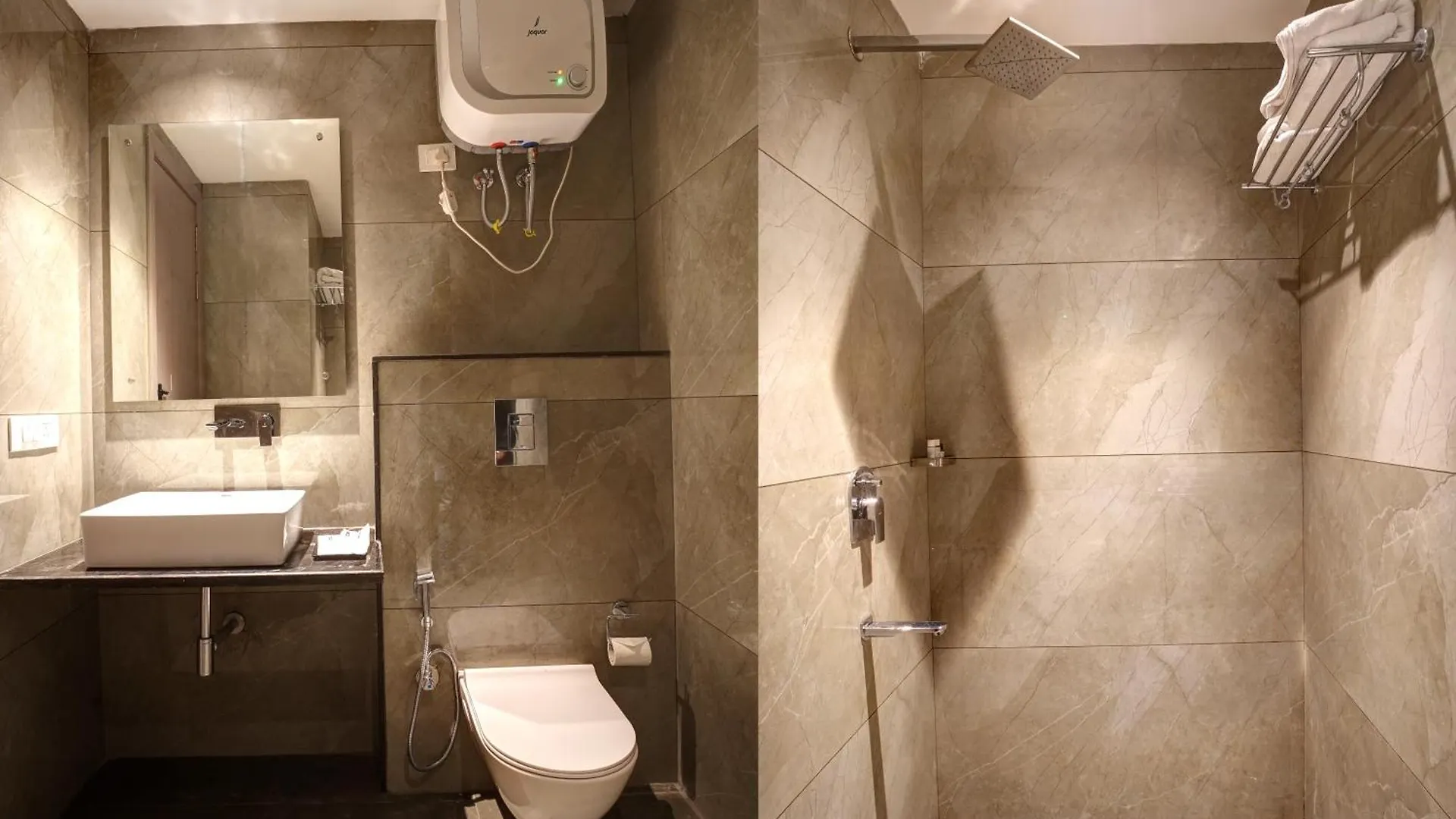 Iva Premium Delhi Airport With Airport Drop Otel Yeni Delhi