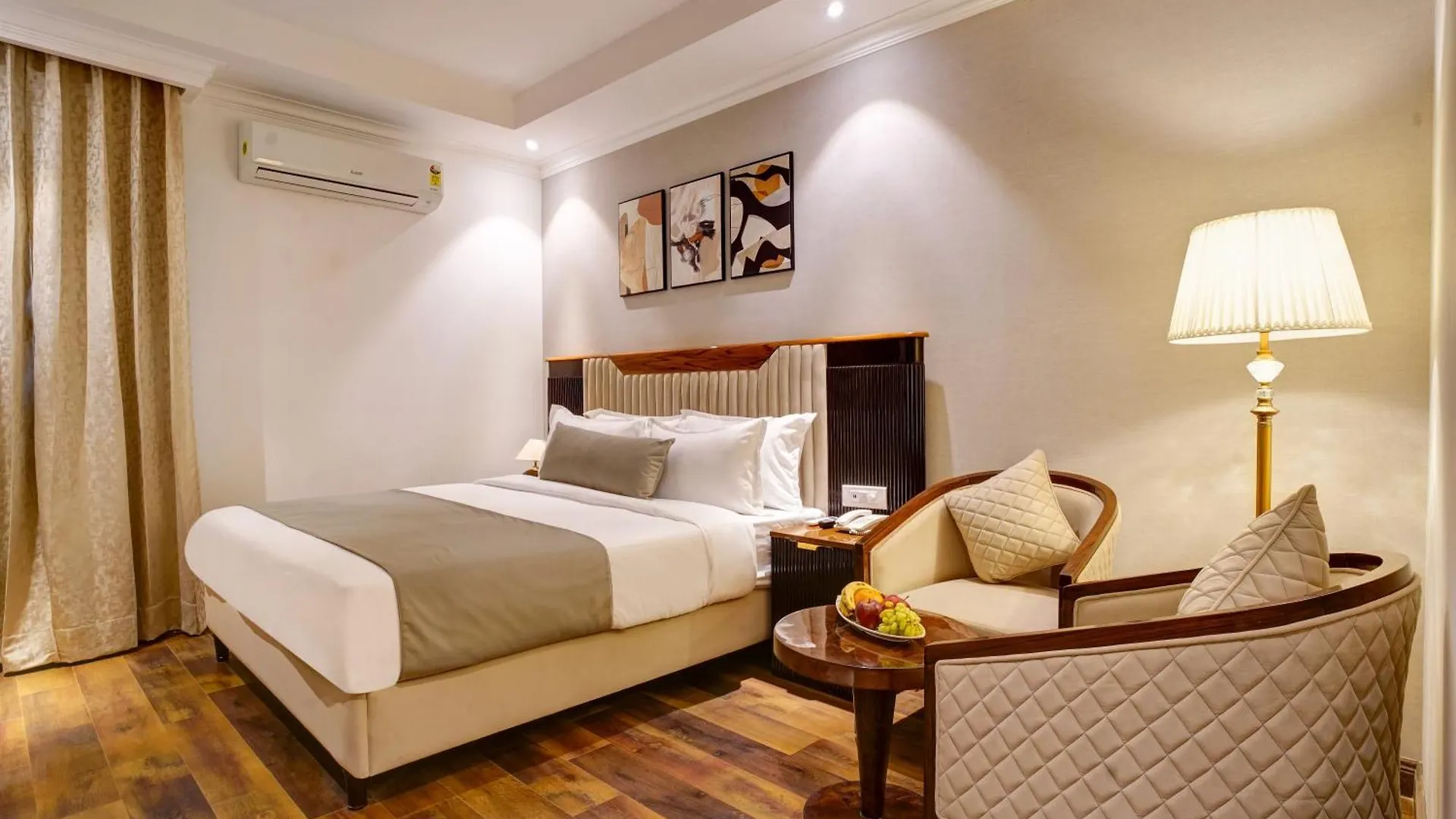 ****  Hotel Iva Premium Delhi Airport With Airport Drop à New Delhi Inde
