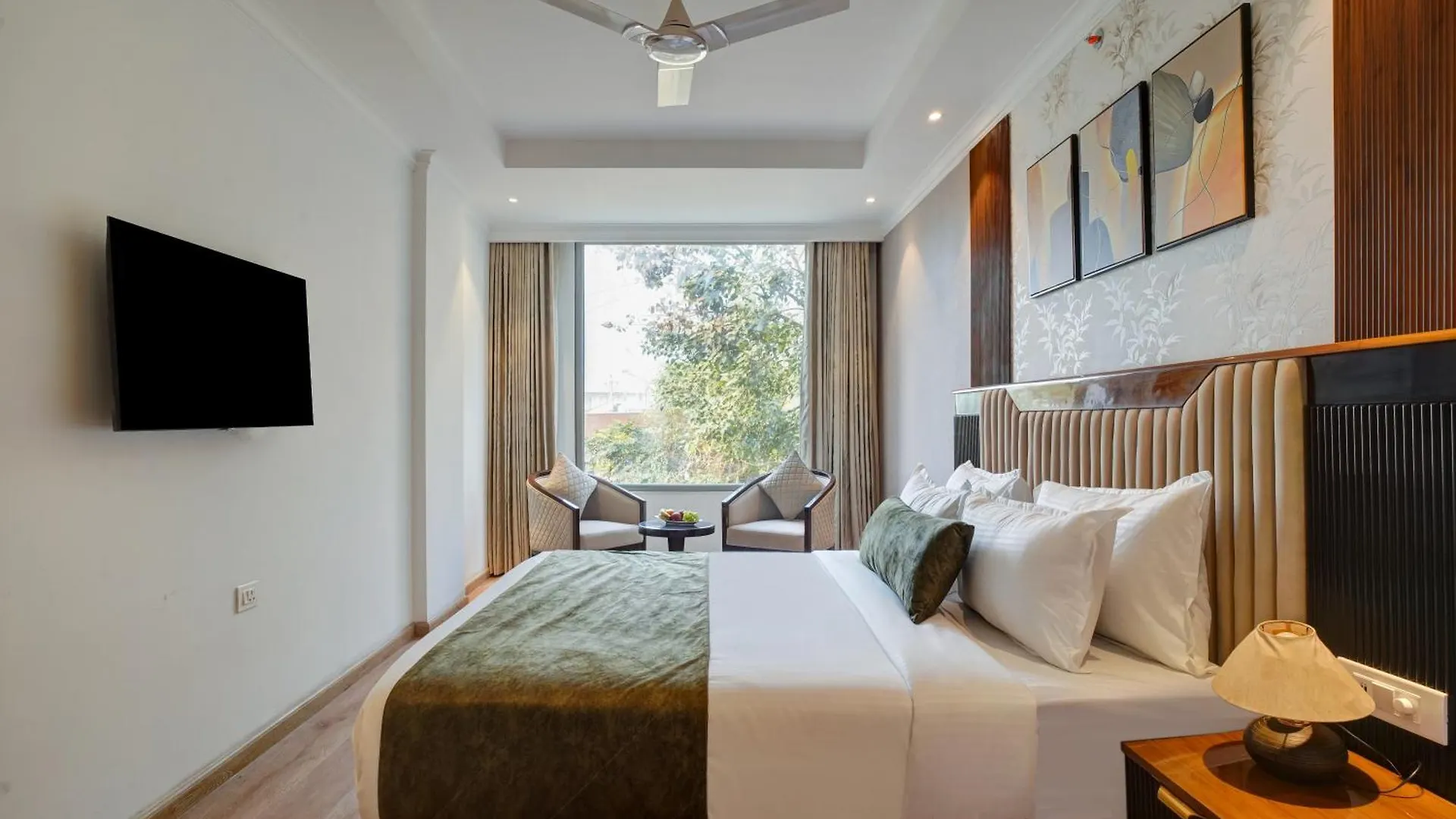 Hotel Iva Premium Delhi Airport With Airport Drop à New Delhi
