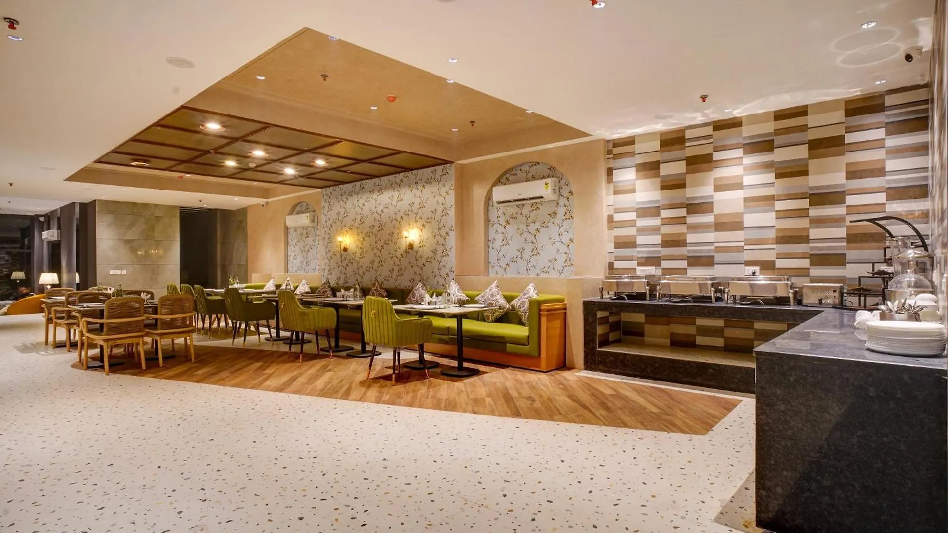 Hotel Iva Premium Delhi Airport With Airport Drop à New Delhi Inde